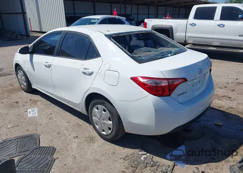 2018 Toyota Corolla L z USA, uszkodzony, nr VIN 5YFBURHE3JP778768